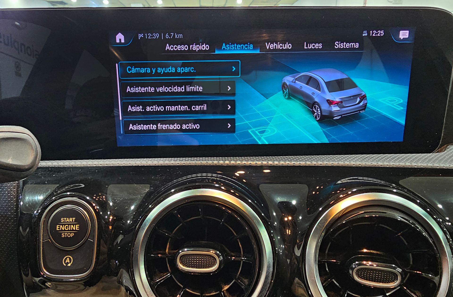 Mercedes-Benz Clase A 180 d Pack AMG - foto 12