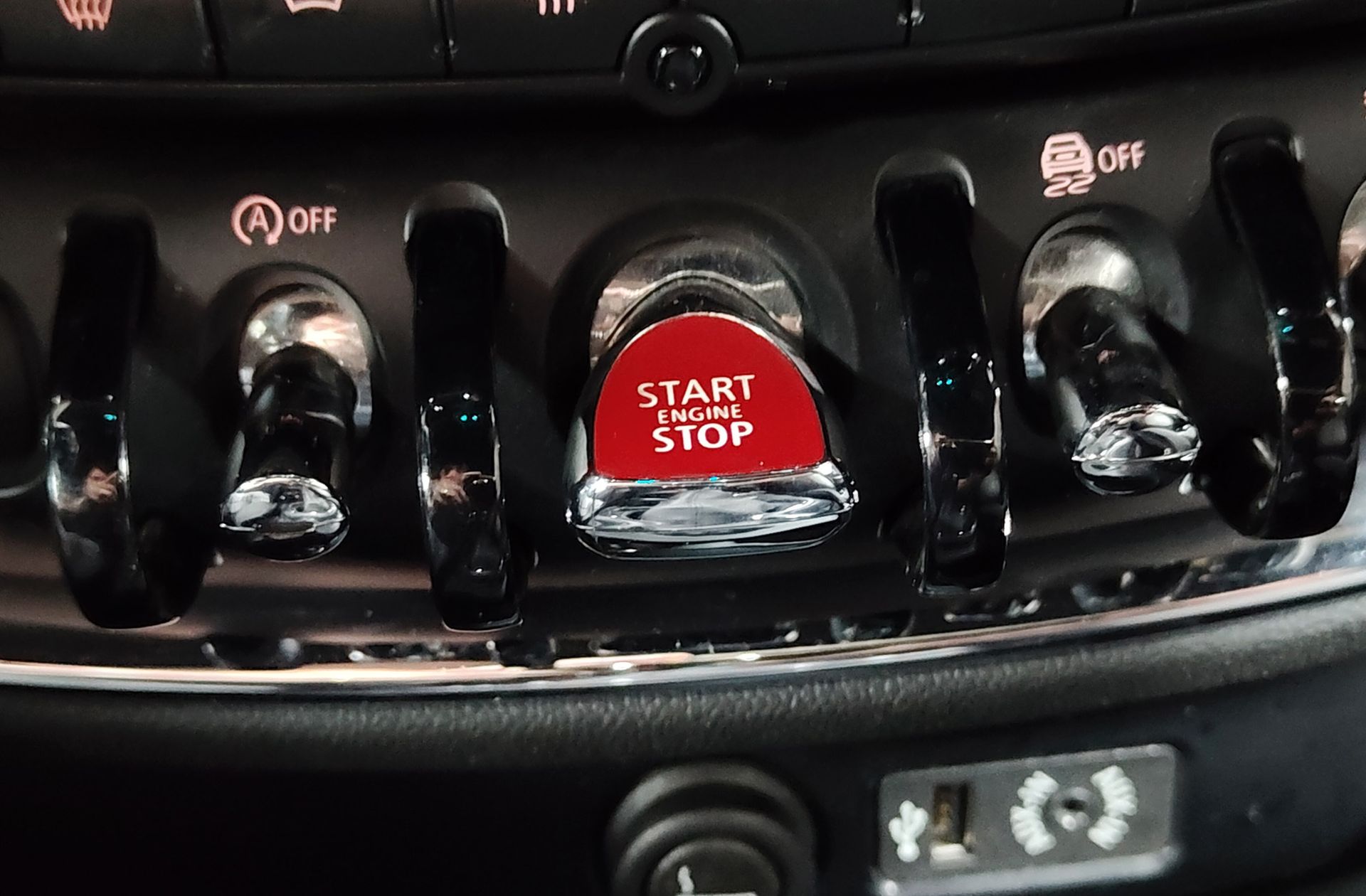 MINI Clubman Cooper D - foto 32