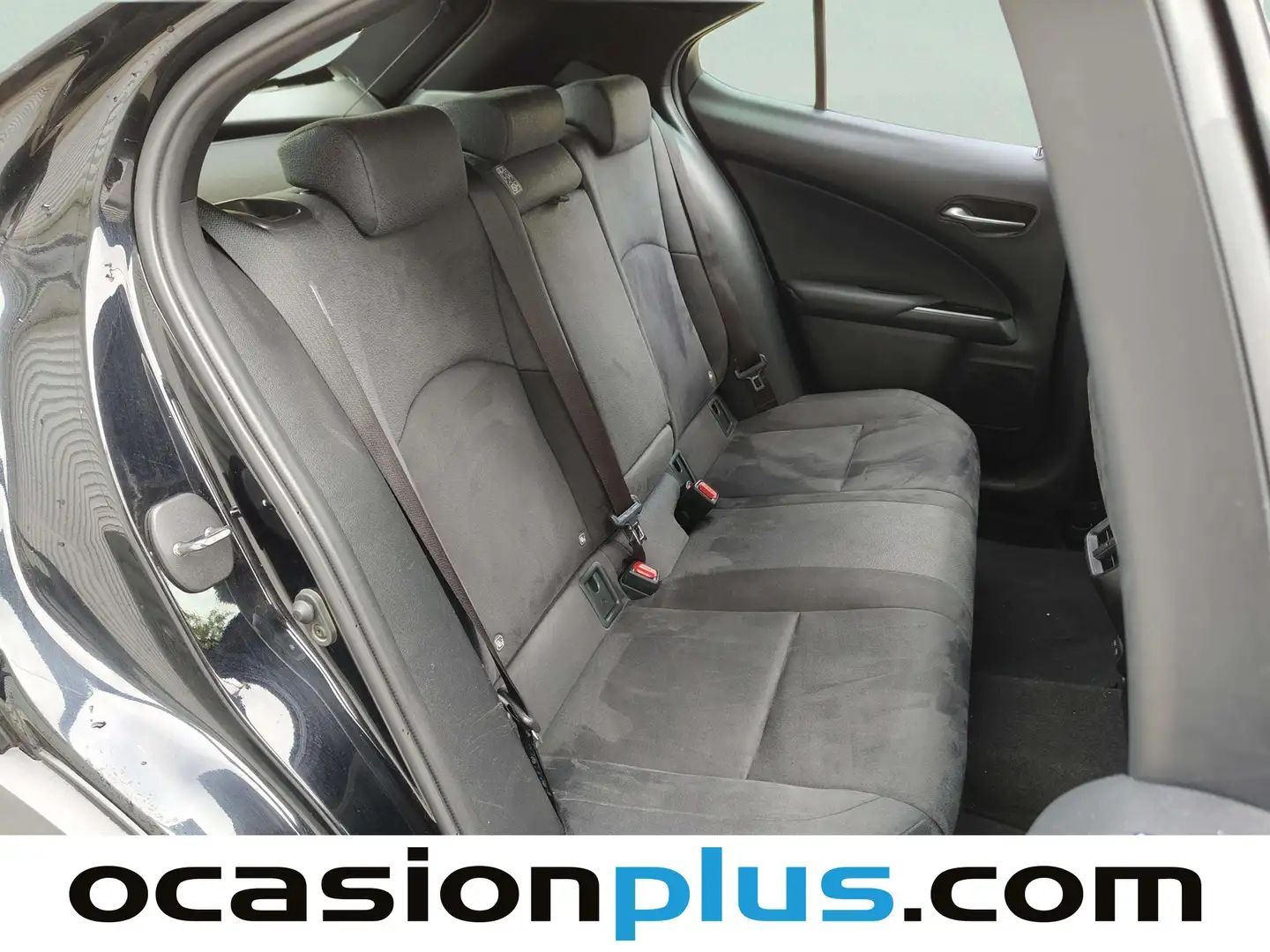 Foto Lexus UX Lexus UX 250h Business 2WD (184 CV)