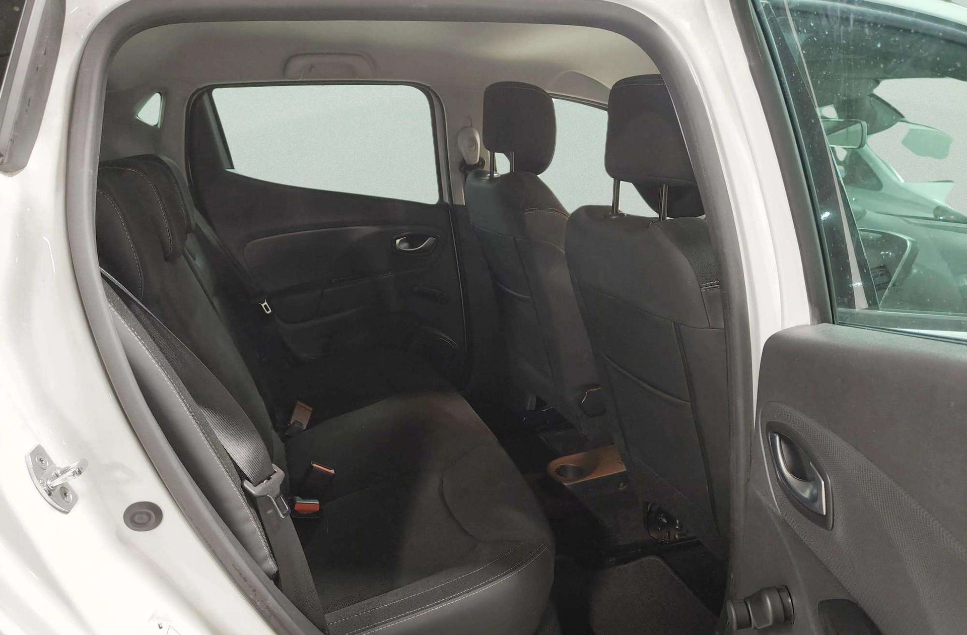 Renault Clio Limited TCe - foto 17