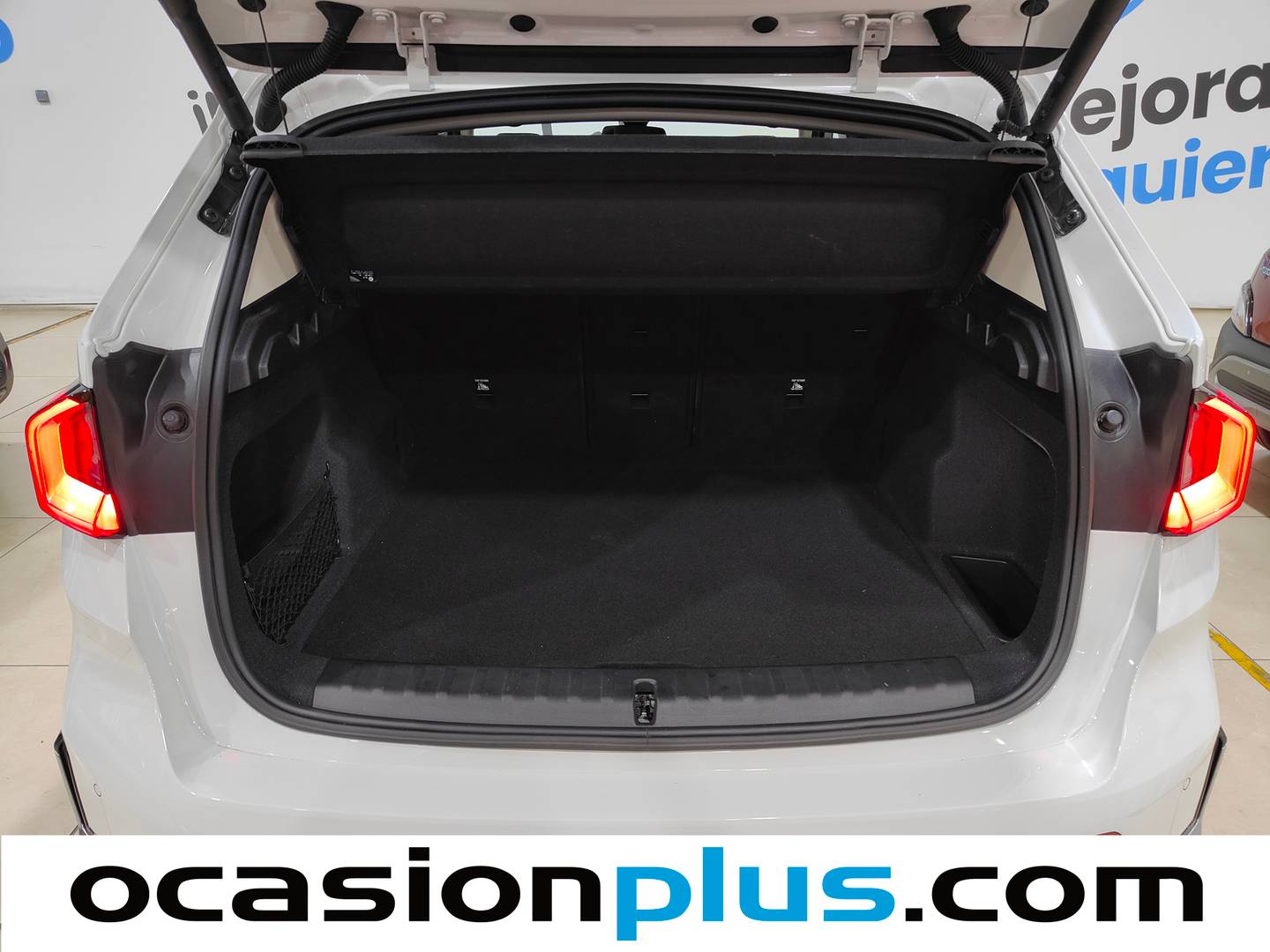 Fotos maletero BMW X1 BMW X1 sDrive18d (150 CV)