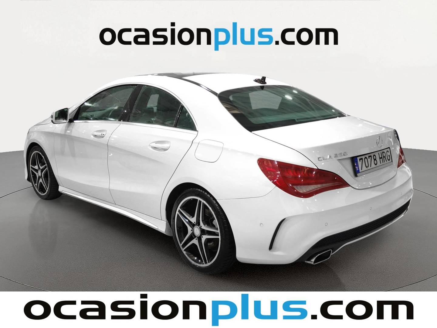 Foto trasera Mercedes CLA Mercedes CLA 250  (211 CV) izquierda