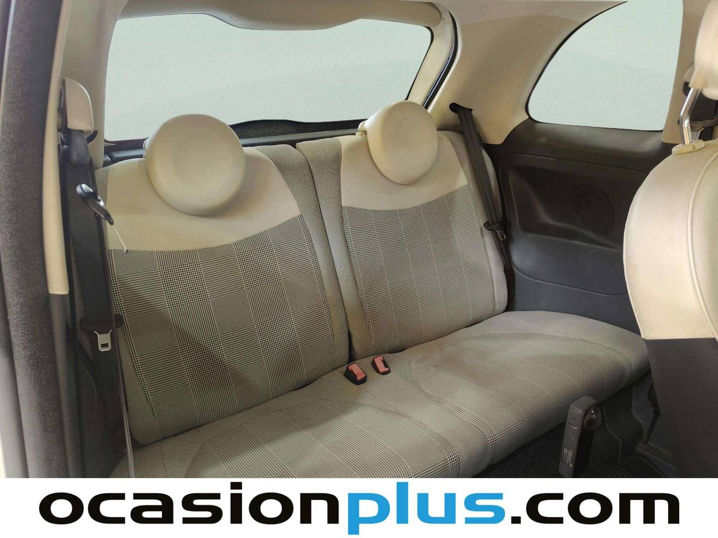 Foto asientos traseros Fiat 500 Fiat 500 1.2 8v Lounge (69 CV)