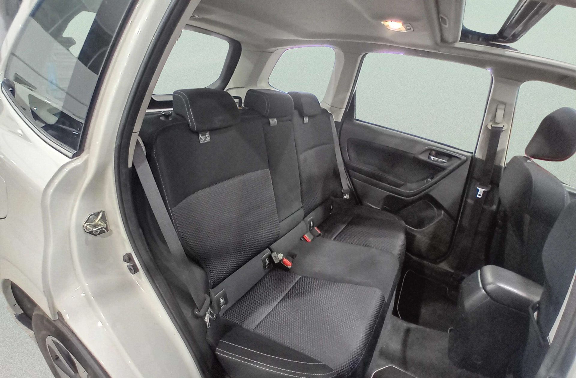 Subaru Forester 2.0 GLP Sport Plus Lineartronic - foto 19