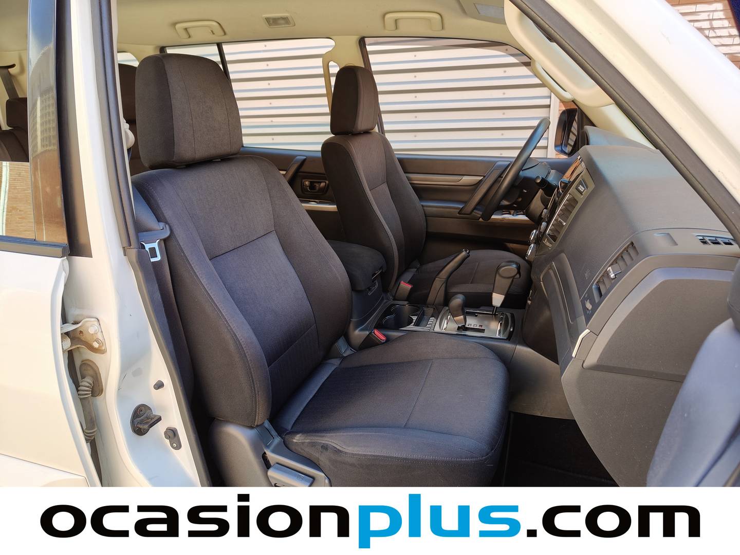 Foto Mitsubishi Montero Mitsubishi Montero 3.2 DI-D Spirit Auto (190 CV) 4x4 7 Plazas