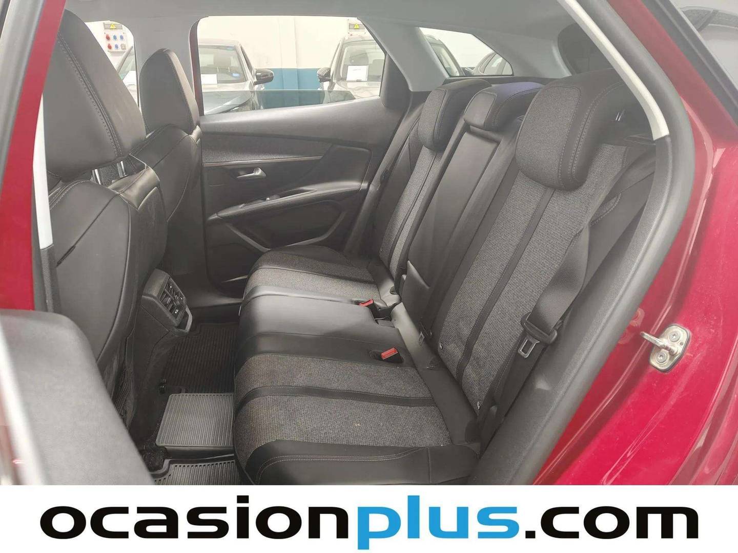Foto asientos traseros Peugeot 3008 Peugeot 3008 BlueHDI 130 S&S Allure (130 CV)