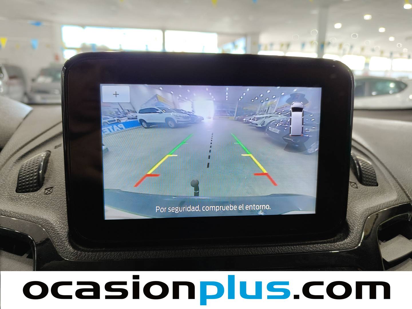 Equipamiento del Ford Tourneo Connect Ford Tourneo Connect 1.0 EcoBoost Titanium (100 CV)