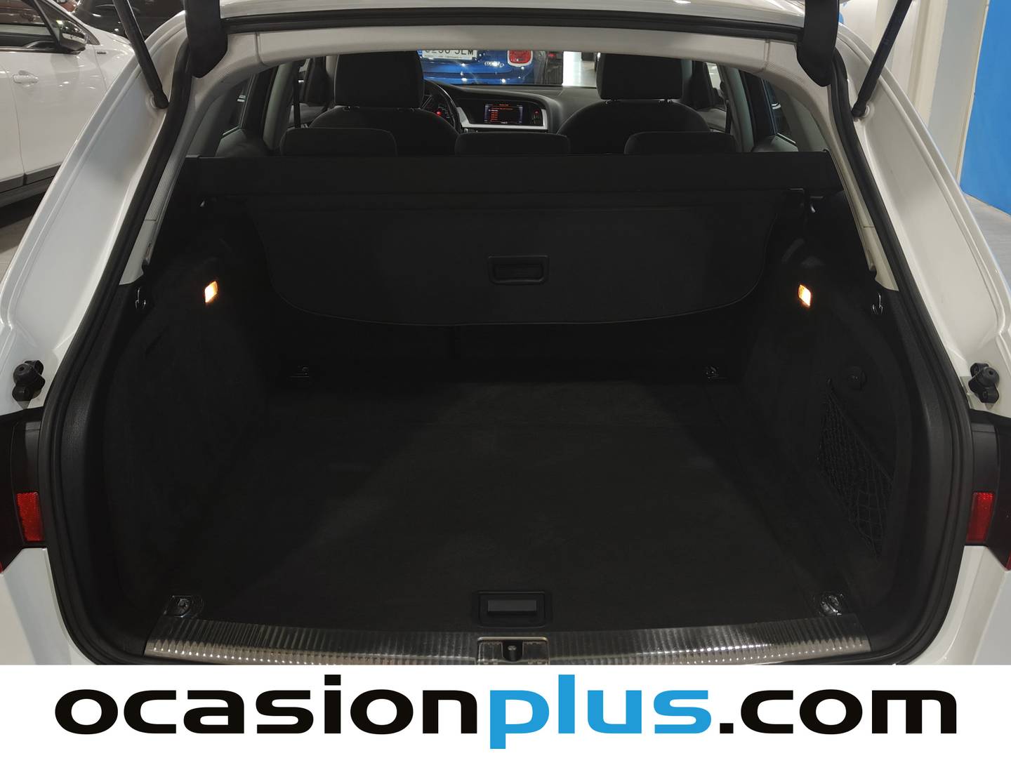 Fotos maletero Audi A4 Audi A4 Avant S line edition 2.0 TDI  (150 CV)