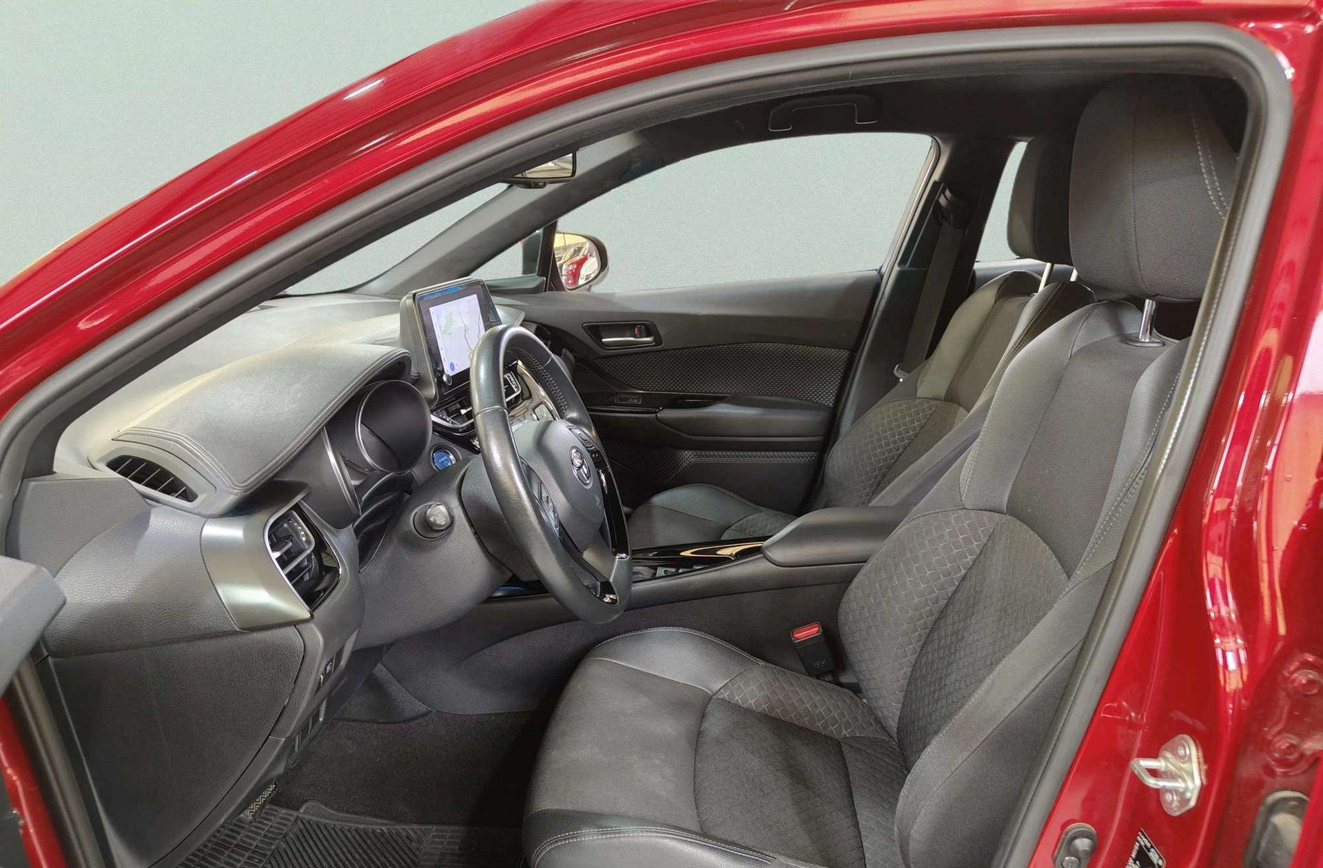 Toyota C-HR 1.8 125H Advance - foto 10