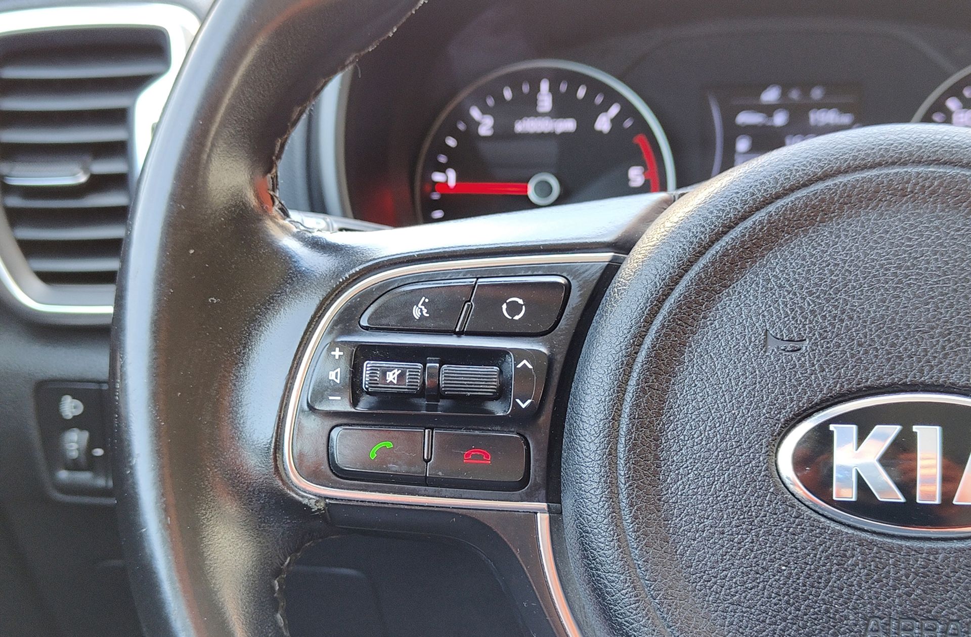 Kia Sportage 1.7 CRDi VGT Eco-Dynamics Concept 4x2 - foto 20