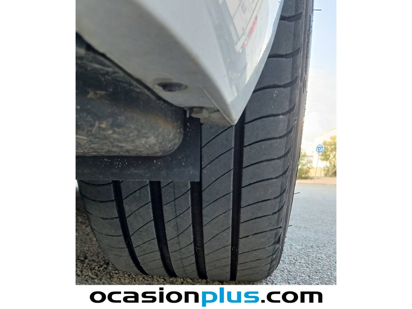 Foto Peugeot 308 Peugeot 308 Allure Hybrid eDCS6 (145 CV)