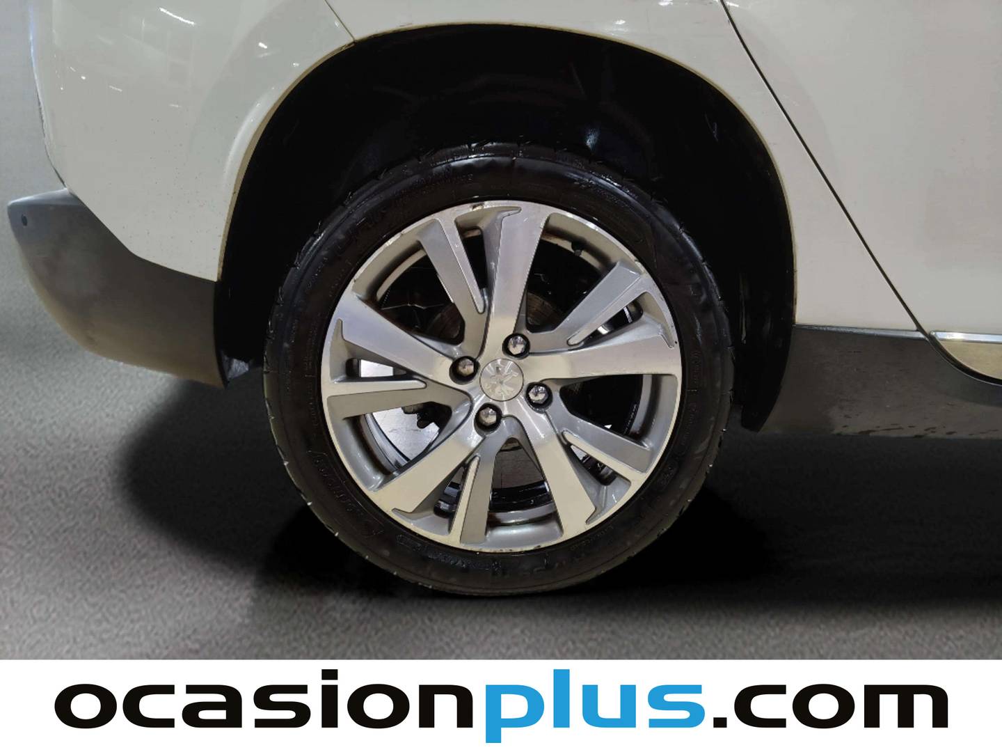 Foto Peugeot 2008 Peugeot 2008 BlueHDi 100 Allure (100 CV)