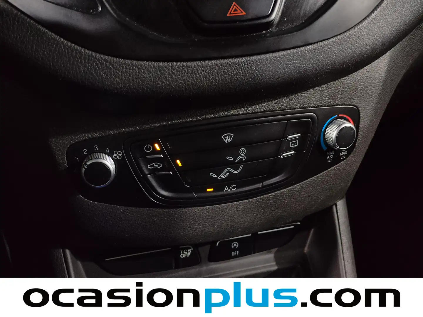 Foto Ford Transit Courier Ford Transit Courier 1.5 TDCI Trend (75 CV) GLP