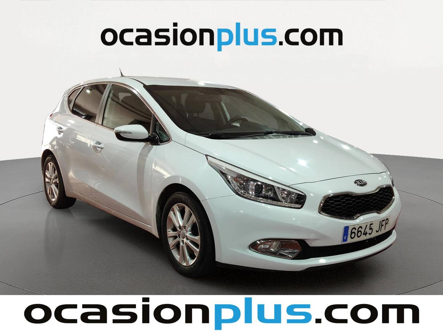 Foto delantera KIA Ceed KIA Ceed 1.6 CRDi VGT Maracaná (128 CV) derecha