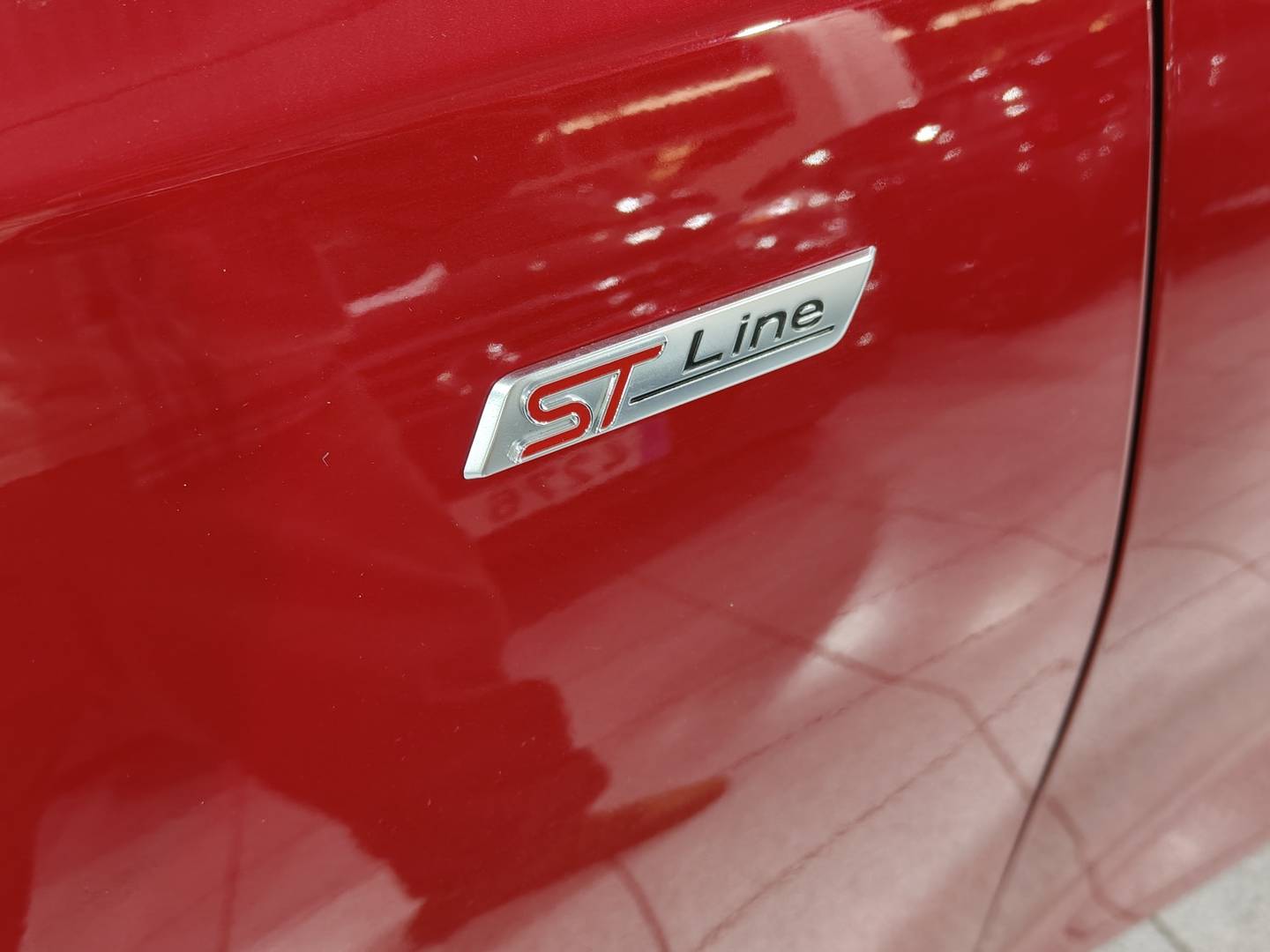 Foto Ford Focus Ford Focus 1.0 Ecoboost MHEV ST-Line (125 CV)