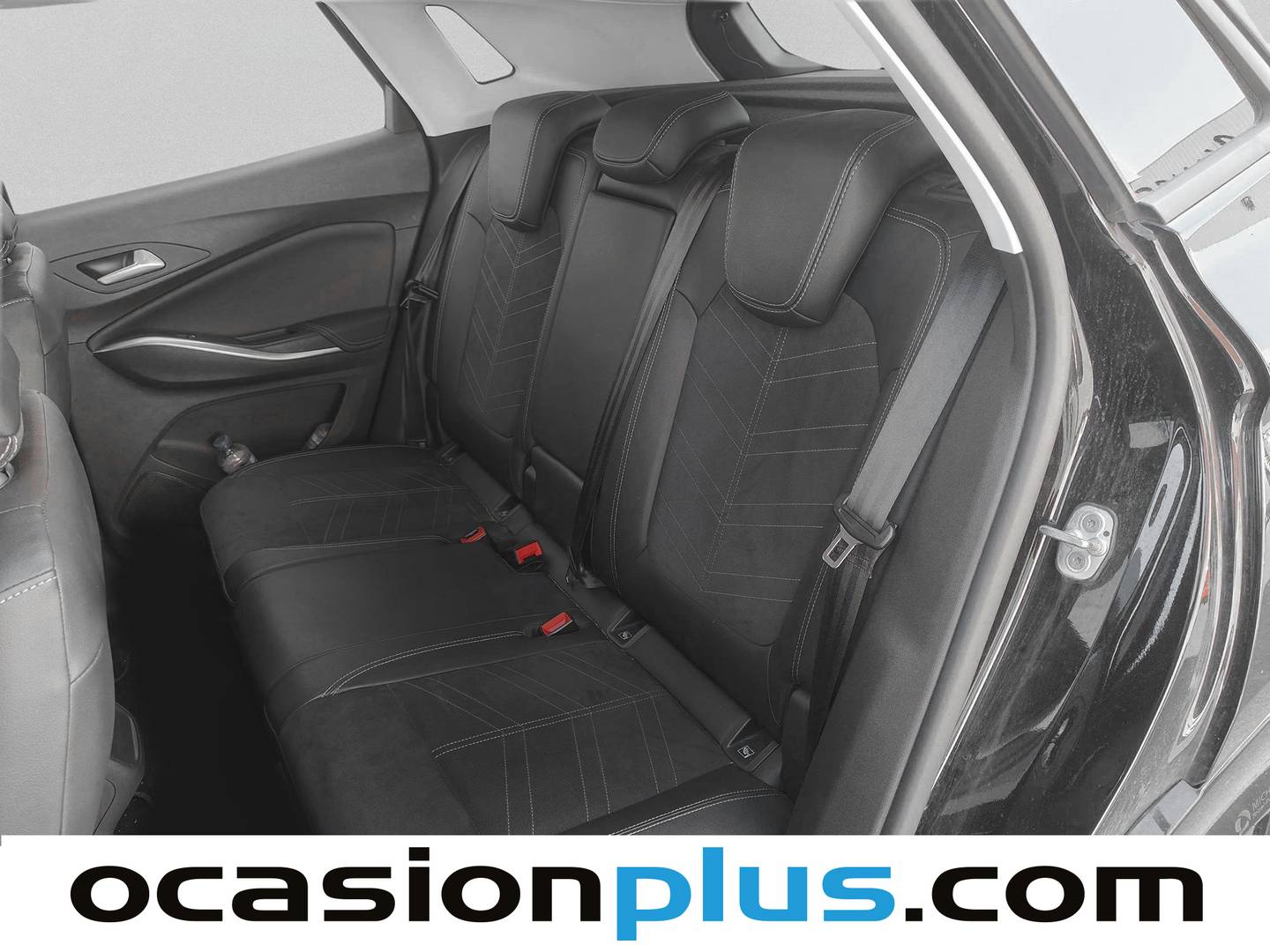 Foto asientos traseros Opel Grandland Opel Grandland 1.2 Turbo Ultimate Auto (130 CV)