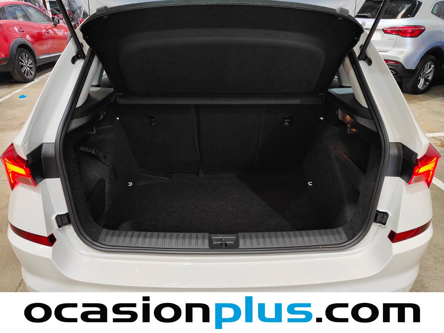 Fotos maletero Skoda Kamiq Skoda Kamiq 1.0 TSI Ambition DSG (110 CV)