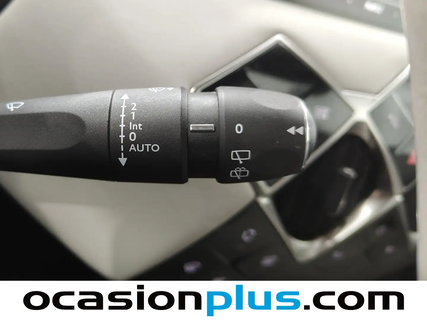 Foto DS DS 3 Crossback DS DS3 Crossback BlueHDi 110 So Chic  (110 CV)