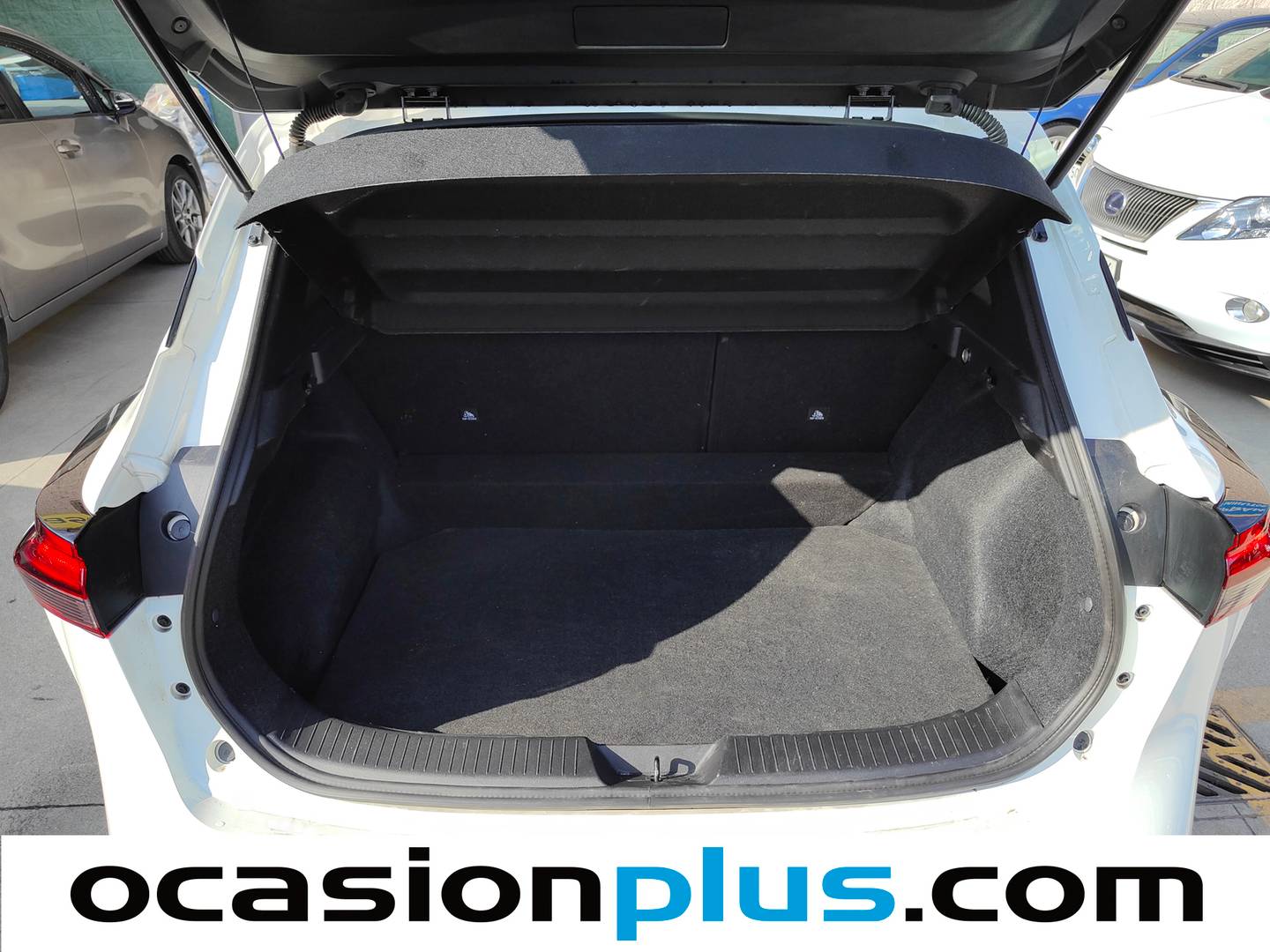 Fotos maletero Nissan QASHQAI Nissan Qashqai DIG-T 140 mHEV Acenta 4x2 (140 CV)