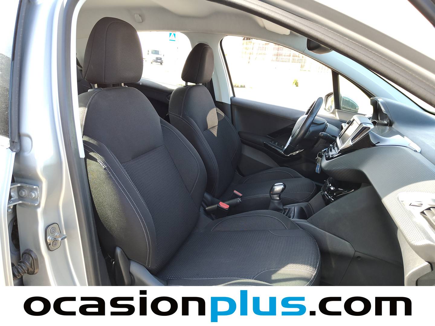 Peugeot 208 Peugeot 208 1.2L PureTech Allure (110 CV) gasolina