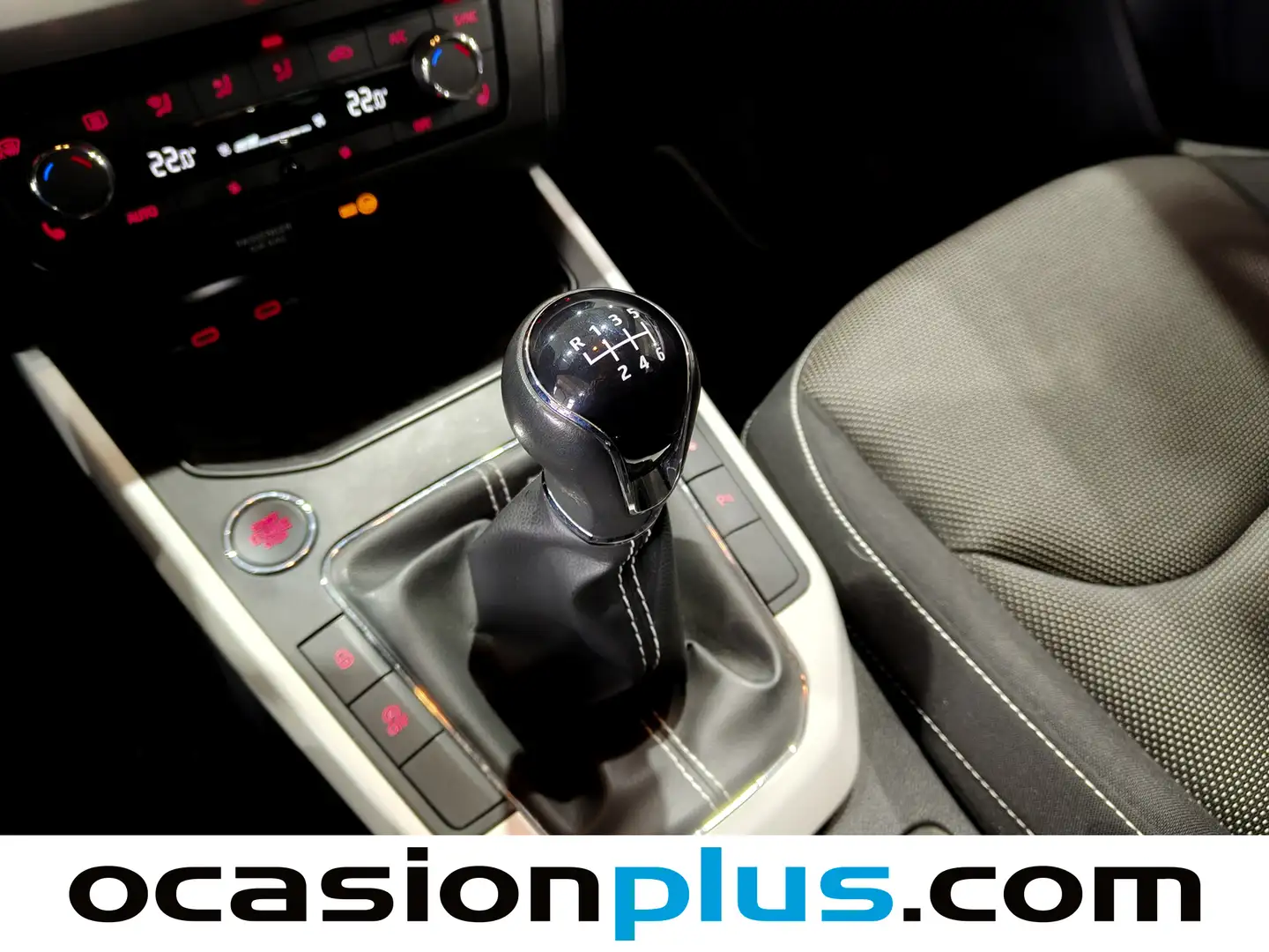 Foto Seat Arona SEAT Arona 1.0 TSI Xcellence Go  (110 CV)