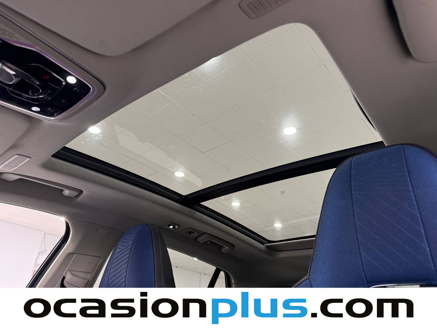 Extras y acabados del Lynk & Co 01 Lynk & Co 01 1.5 PHEV (261 CV)