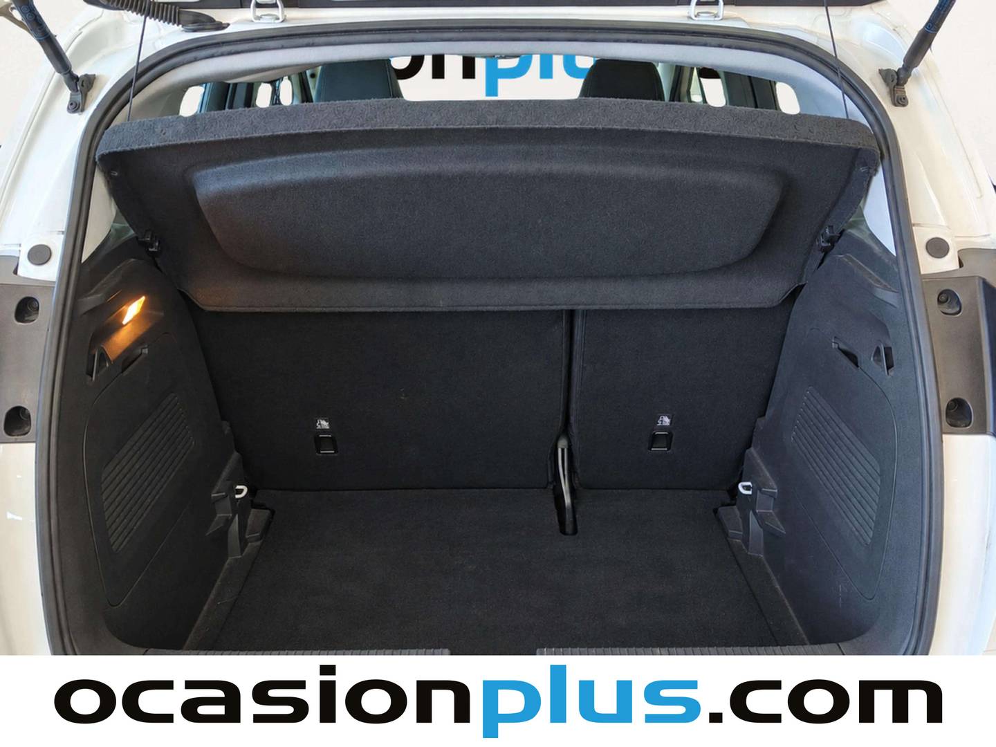 Fotos maletero Opel Crossland X Opel Crossland X 1.2 Edition Pro (81 CV)