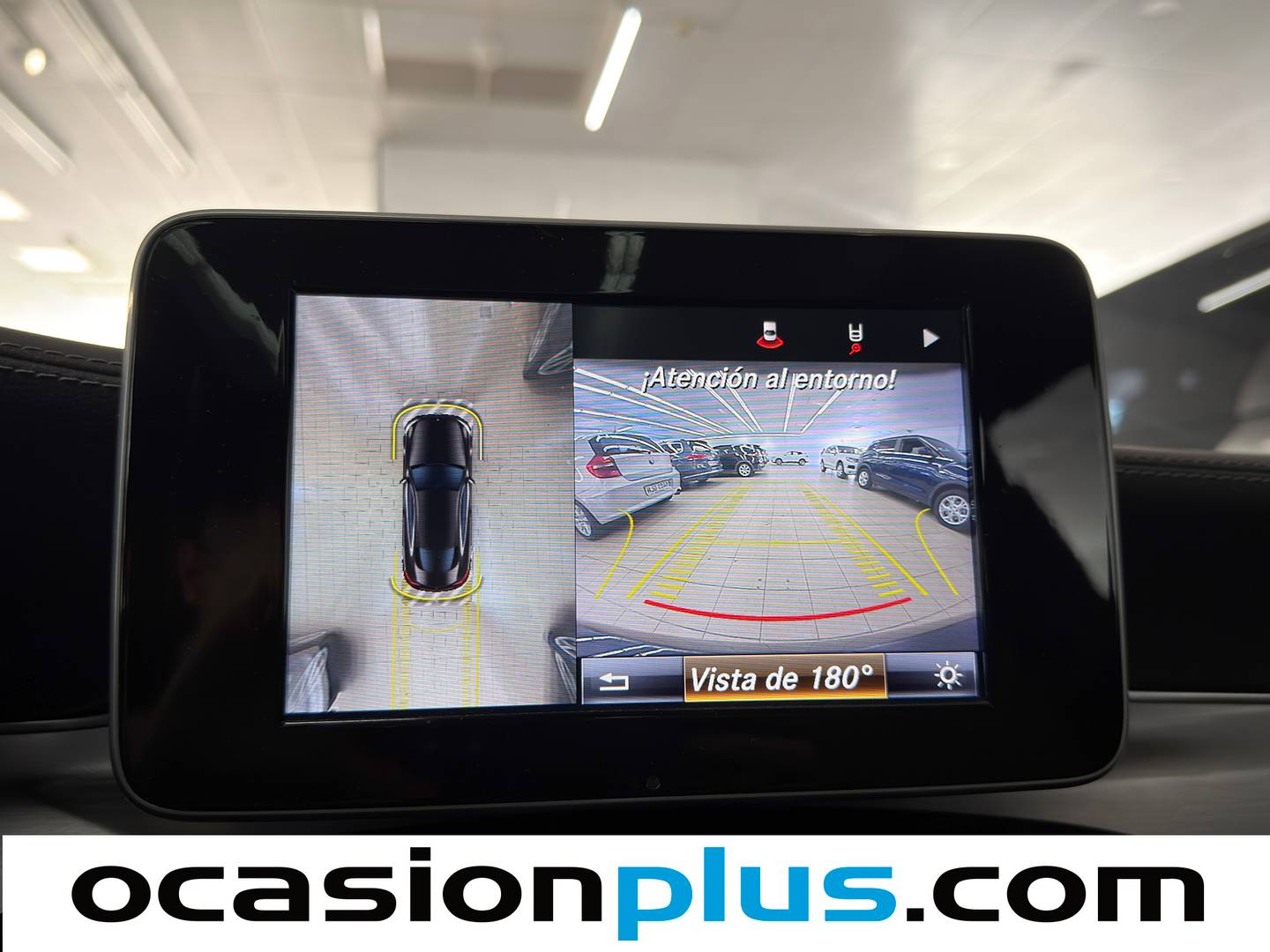 Extras del Mercedes Clase C Mercedes Clase C Coupe 300 AMG Line (245 CV)