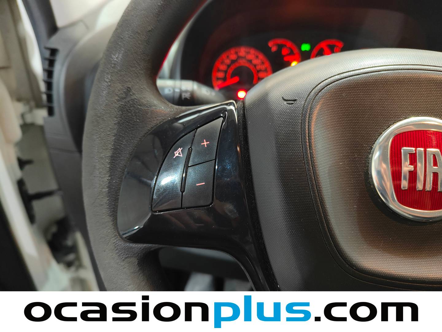 Fiat Fiorino Fiat Fiorino Cargo Furgon 1.4 Natural Power Base (70 CV) 2017