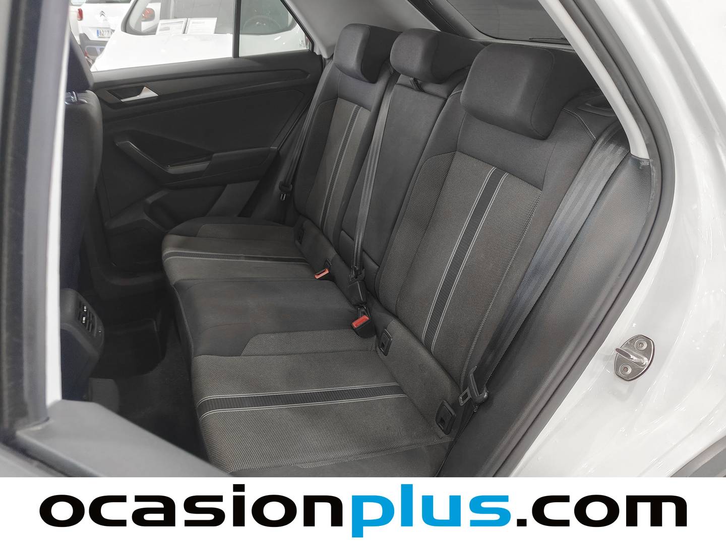 Foto asientos traseros Volkswagen T-Roc Volkswagen T-Roc Advance 2.0 TDI (150 CV) DSG