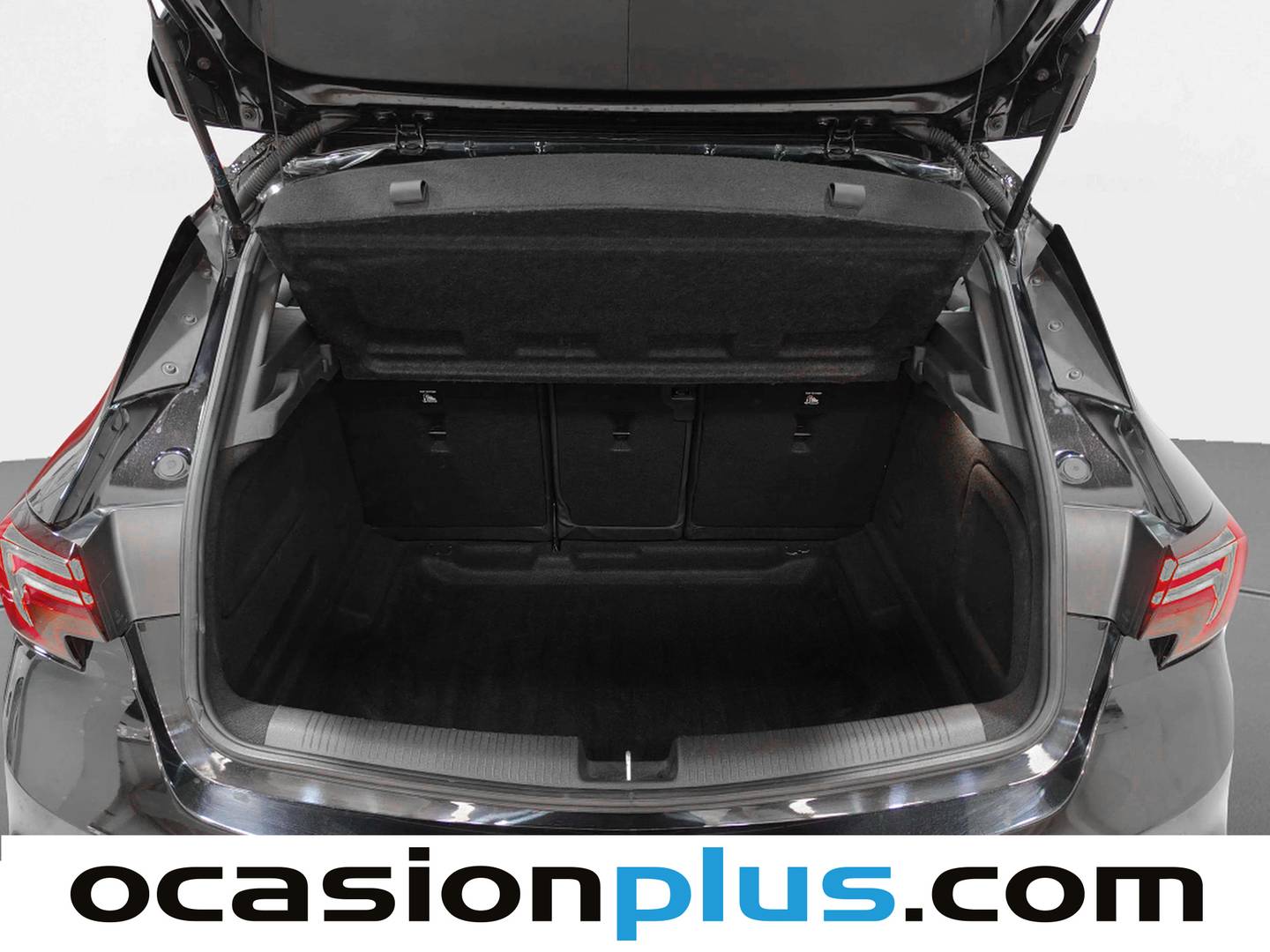 Fotos maletero Opel Astra Opel Astra 1.6 CDTI S&S GSi Line (136 CV)