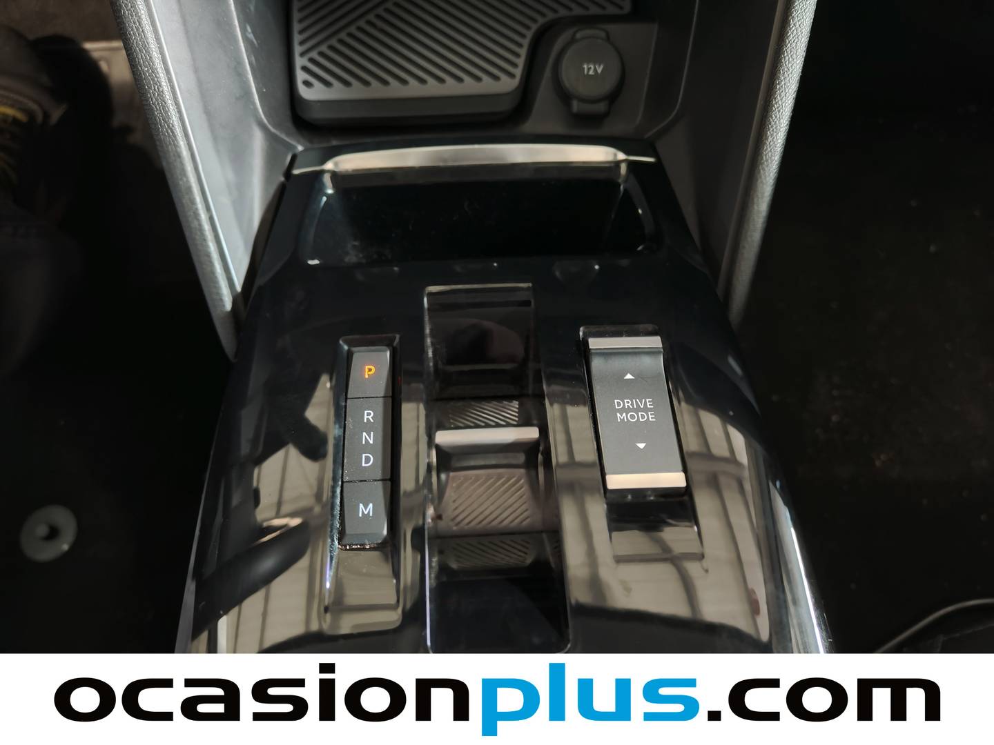 Foto Citroën C4 X Citroen C4 X BlueHDi 130 S&S Plus EAT8 (131 CV)