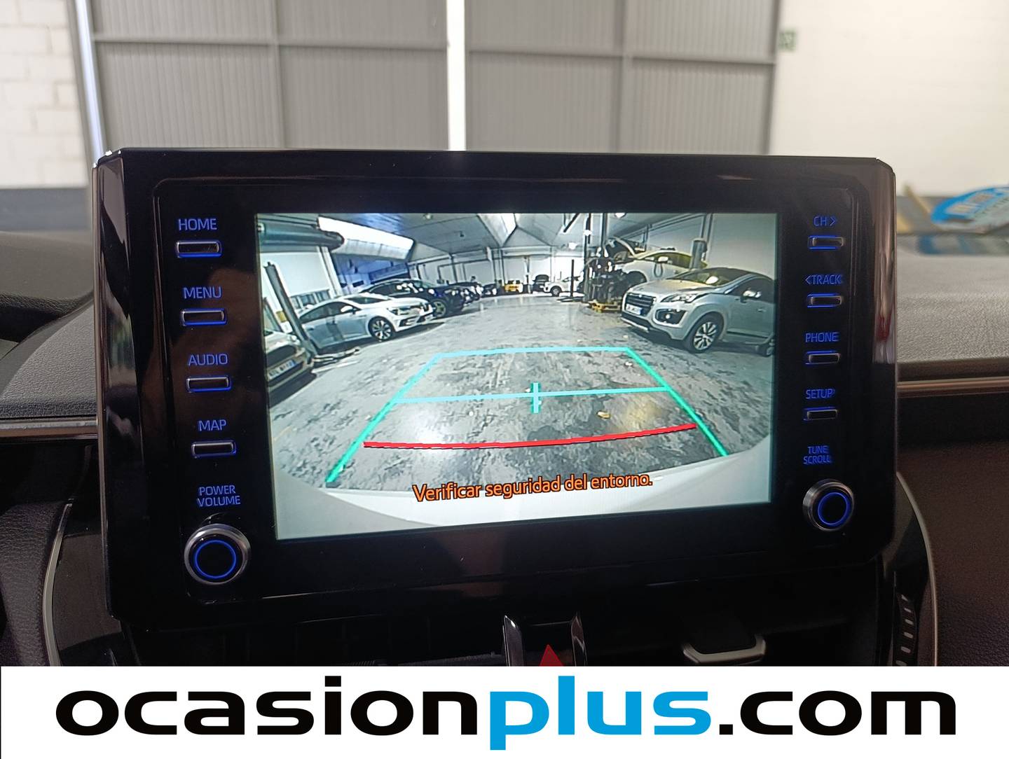 Extras y acabados del Toyota Corolla Toyota Corolla 1.8 125 Híbrido Active Tech E-CVT (122 CV)