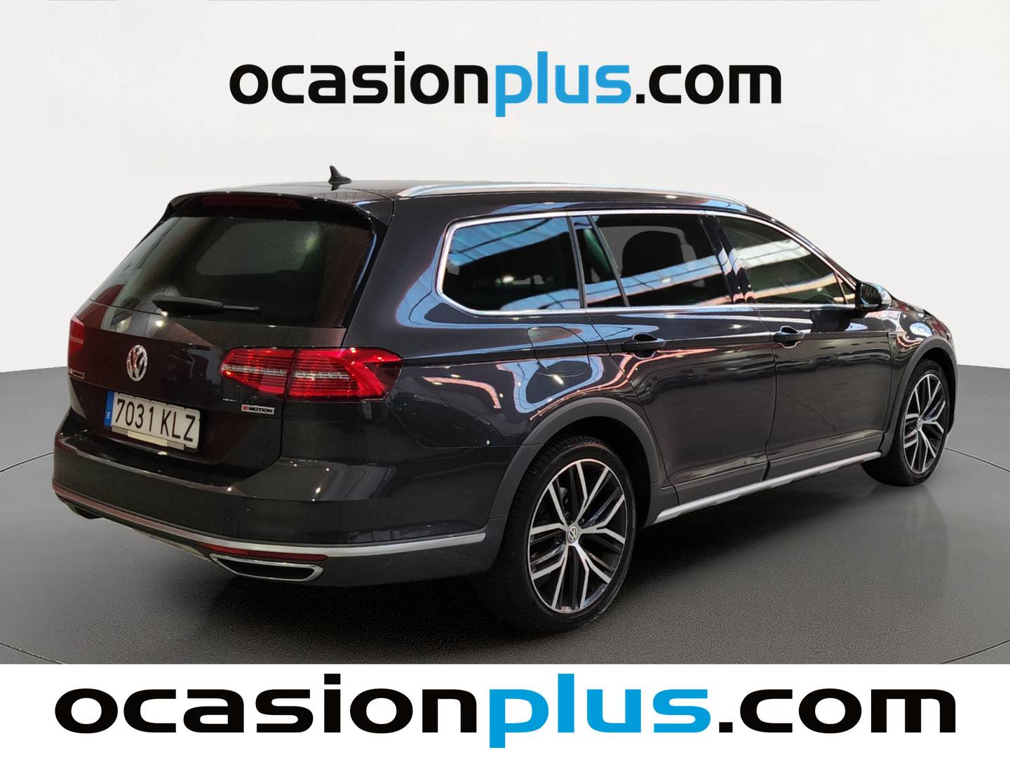 Foto trasera Volkswagen Passat Volkswagen Passat Alltrack 2.0 TDI BMT 4Motion (190 CV) DSG derecha