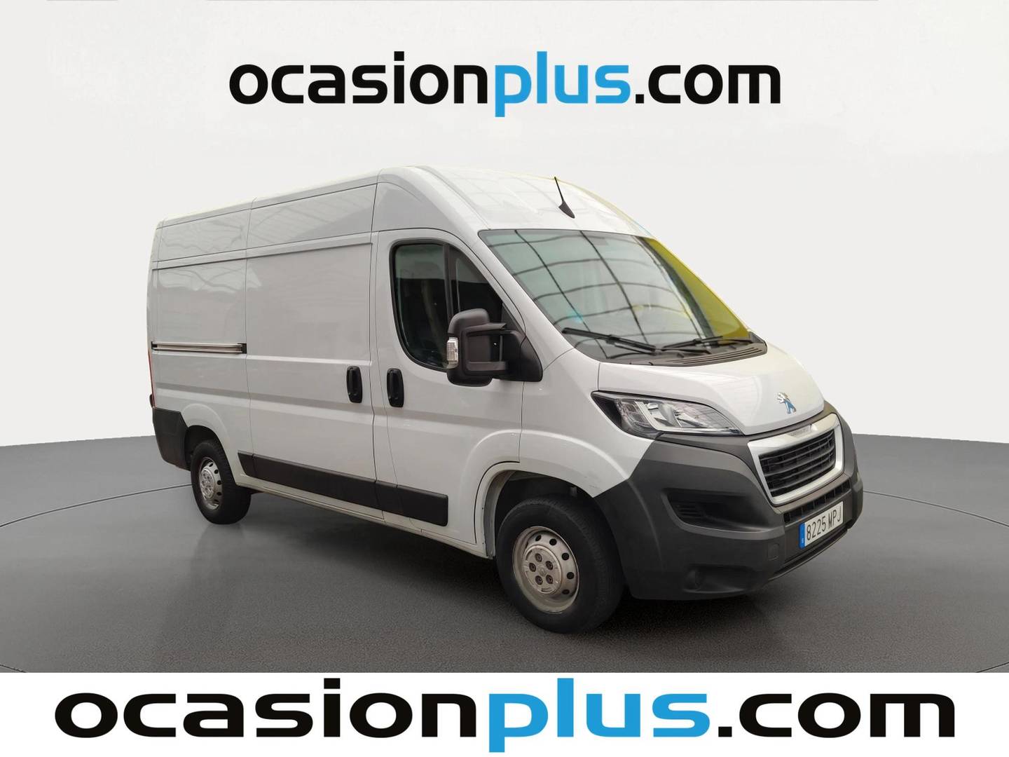 Foto delantera Peugeot Boxer Peugeot Boxer Furgon BlueHDi 120 333 L2H2 (120 CV) derecha