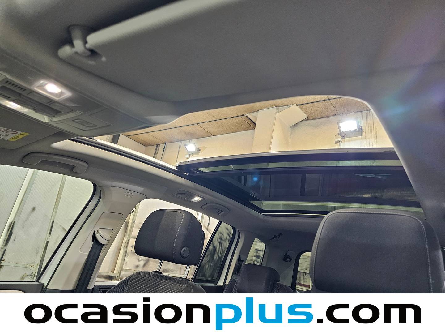 Extras y acabados del Volkswagen Touran Volkswagen Touran Advance 2.0 TDI BMT  (115 CV) 7 PLAZAS