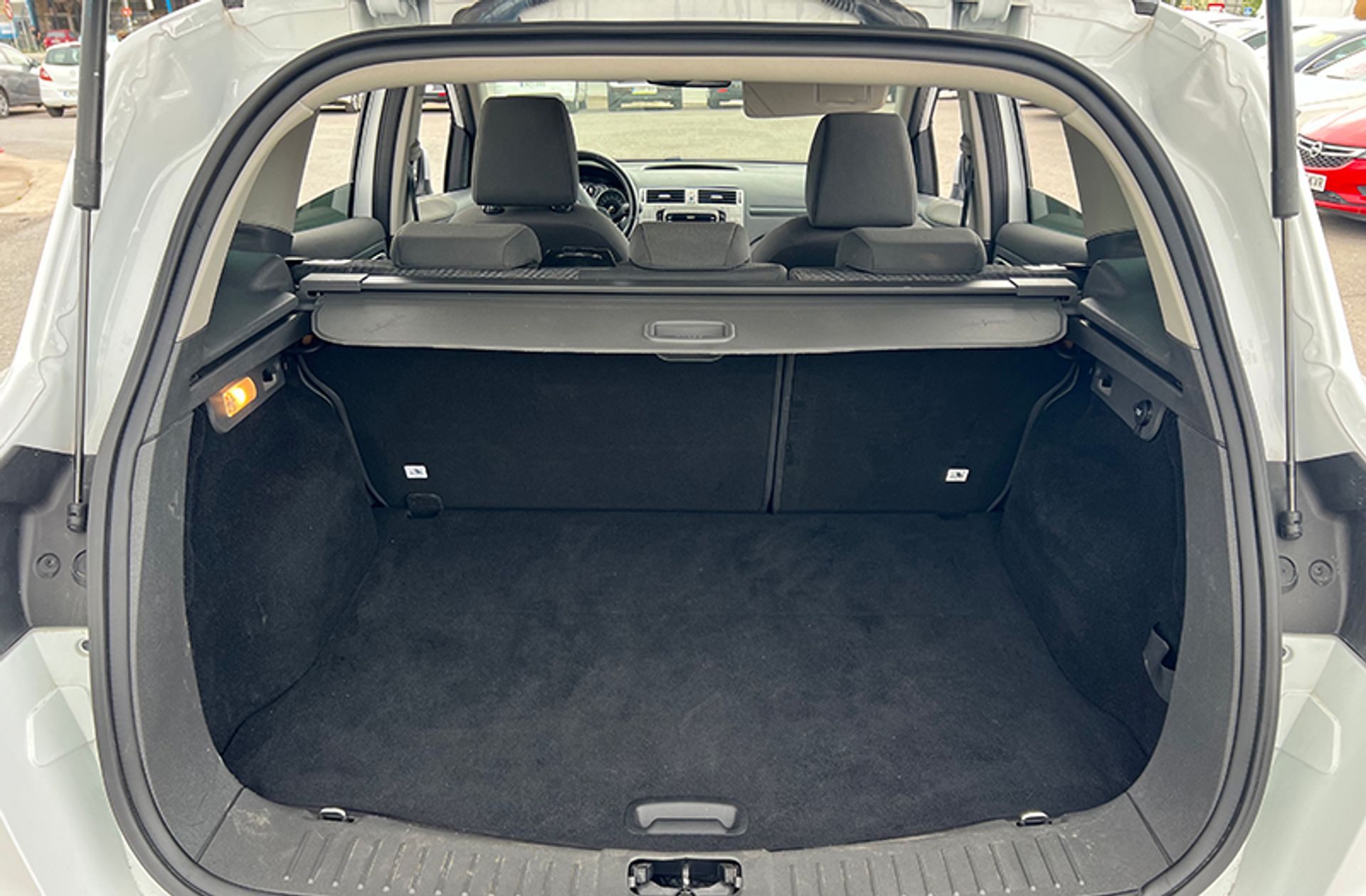 Ford Kuga 2.0 TDCi Trend 4x2 - foto 16