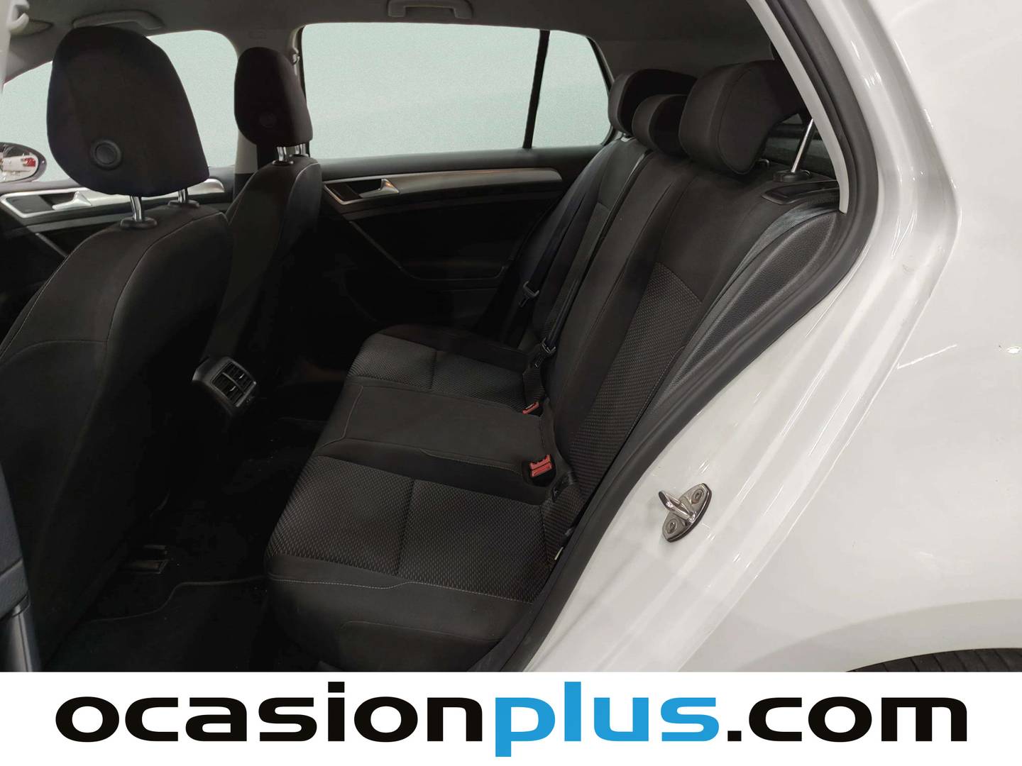 Foto asientos traseros Volkswagen Golf Volkswagen Golf Business 1.0 TSI (110 CV)