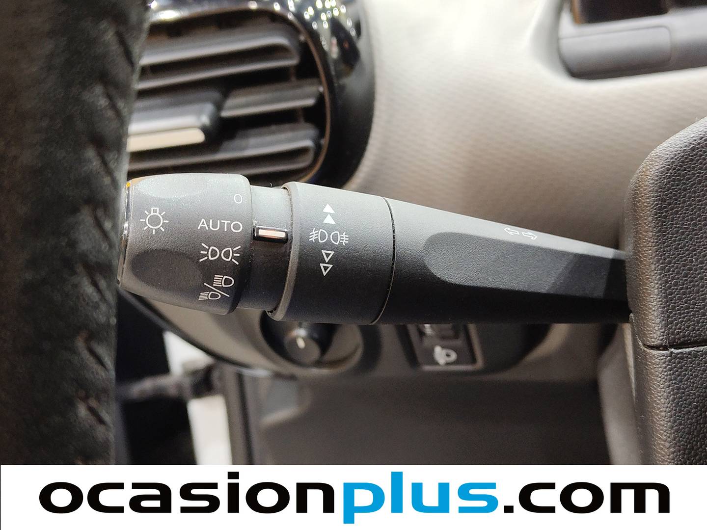 Foto Citroën C4 Cactus Citroen C4 Cactus BlueHDi 100 S&S Feel (99 CV)