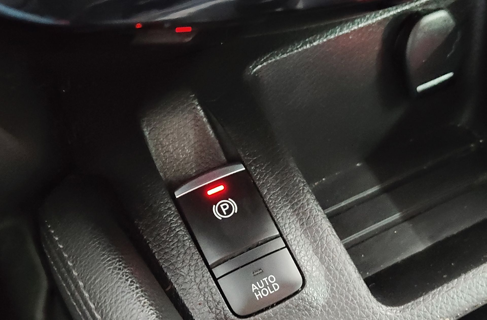 Nissan Qashqai DIG-T 140 N-Connecta - foto 26