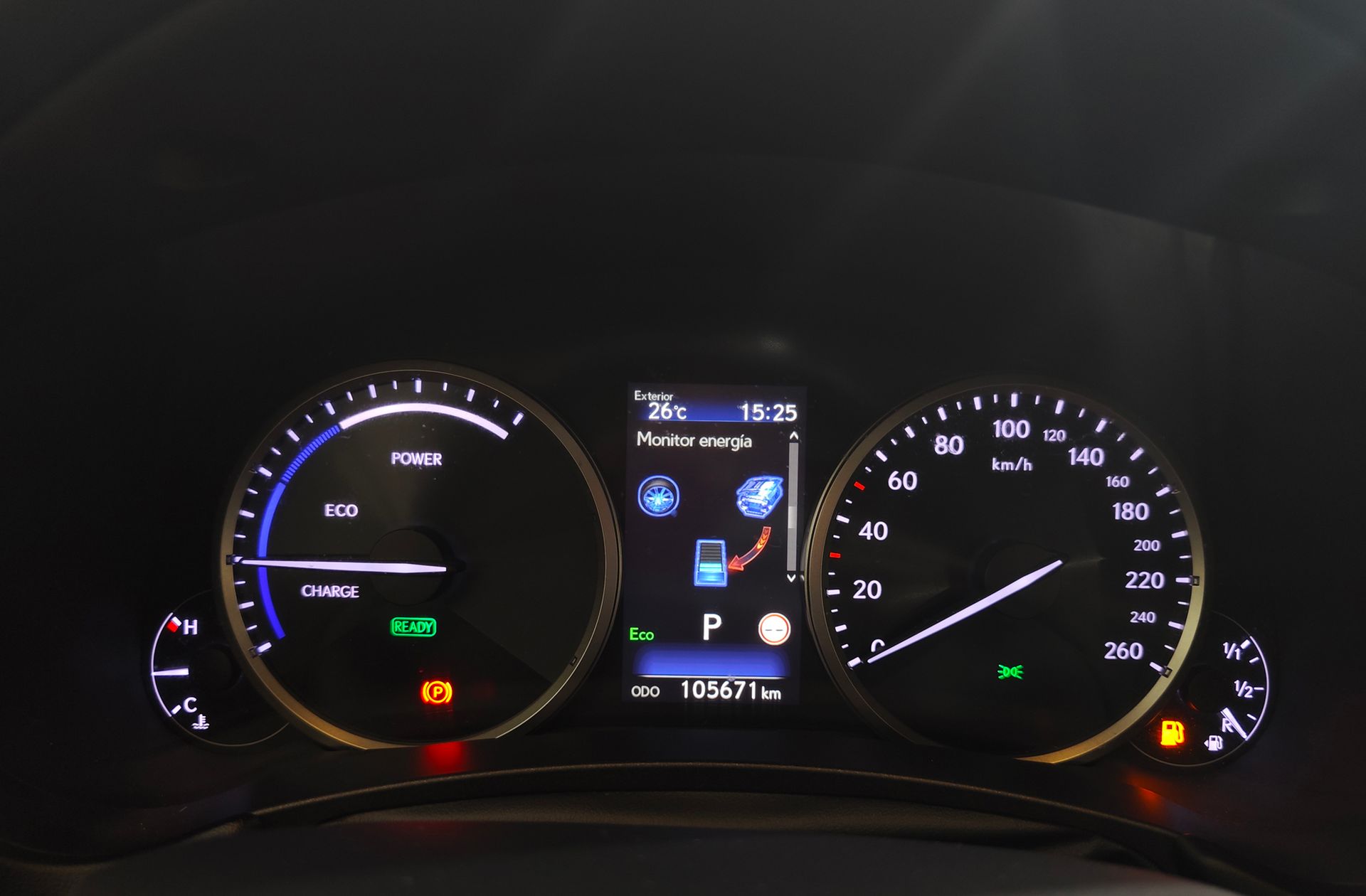 Lexus NX 300h Business 2WD - foto 21