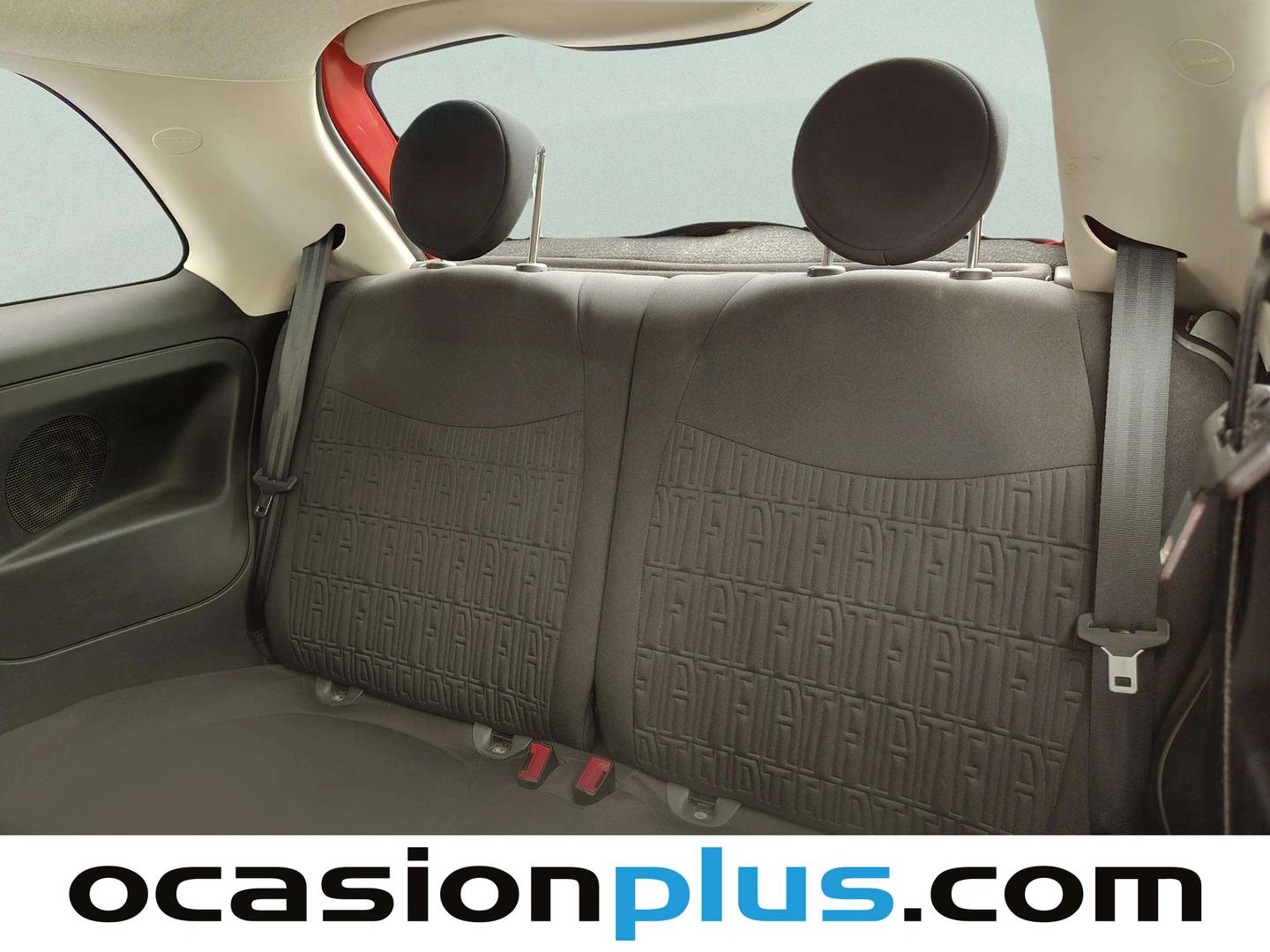 Foto asientos traseros Fiat 500 Fiat 500 1.0 Hybrid Dolcevita (70 CV)