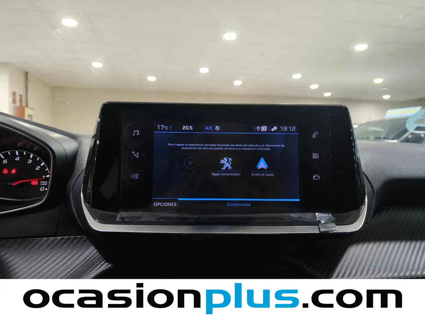 Foto Peugeot 2008 Peugeot 2008 BlueHDi 110 Allure (110 CV)