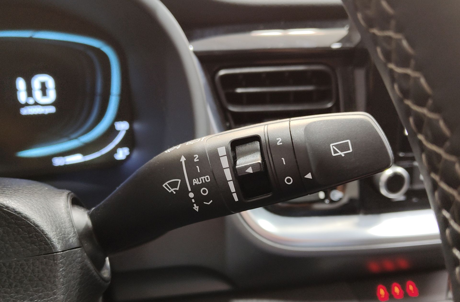 Kia Stonic 1.0 T-GDi MHEV Drive - foto 27