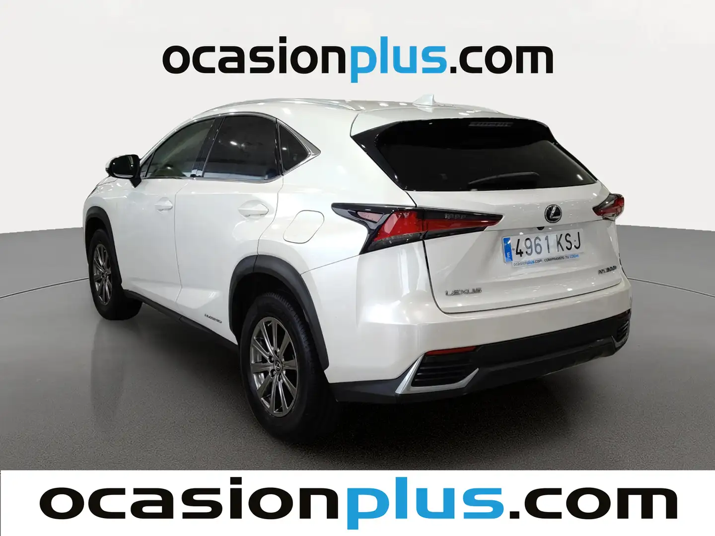 Foto Lexus NX Lexus NX Business Navigation 2WD  (197 CV)