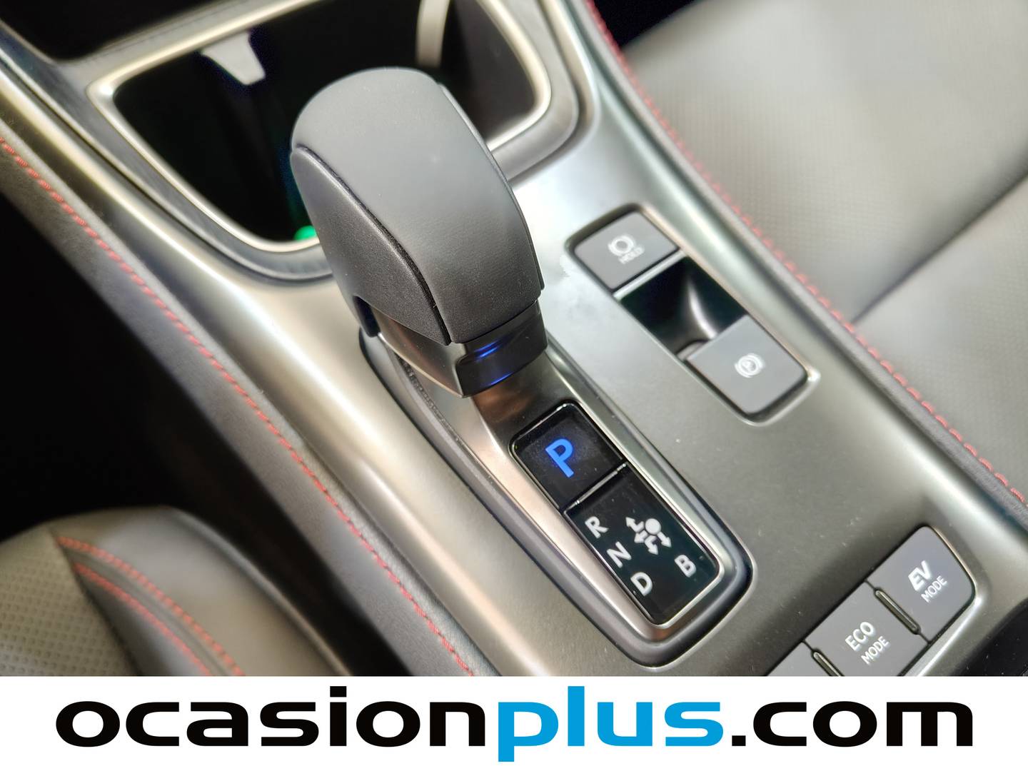 Foto Lexus LBX Lexus LBX 1.5 HEV Emotion+ (136 CV)