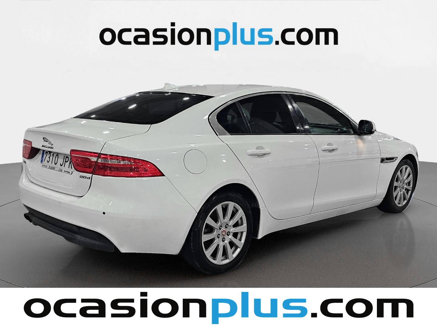 Foto trasera Jaguar XE Jaguar XE 2.0 Diesel XE-Pure RWD (180 CV) izquierda