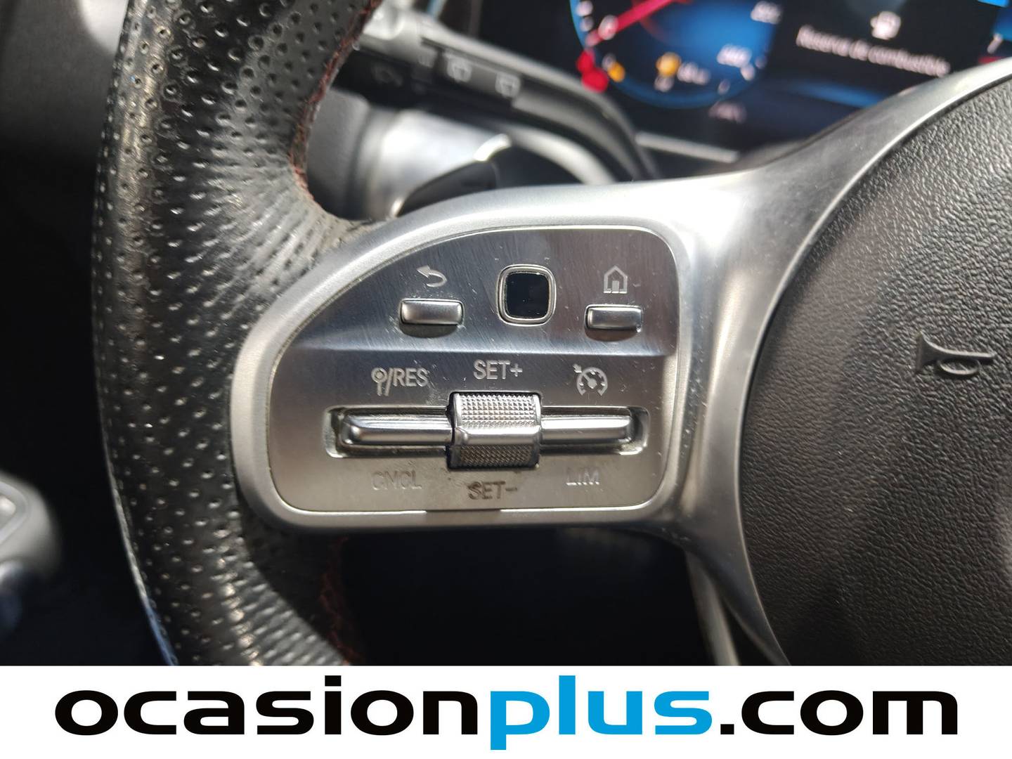 Foto Mercedes GLB Mercedes-Benz GLB 200 d (150 CV) Pack AMG