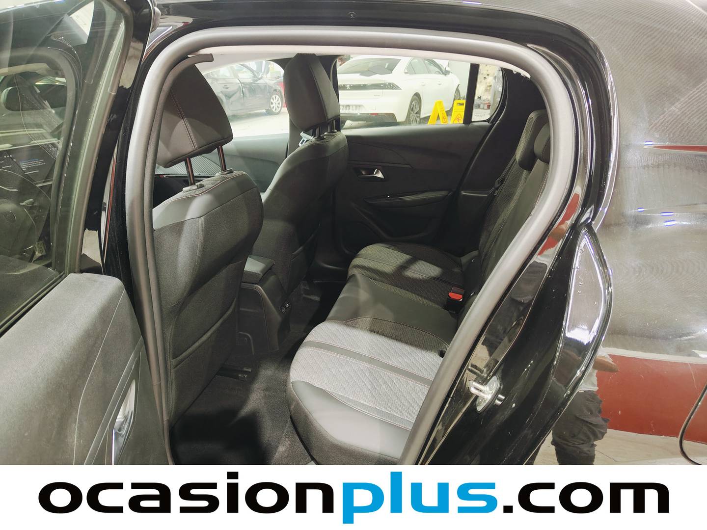 Foto asientos traseros Peugeot 208 Peugeot 208 PureTech 100 Allure (100 CV)
