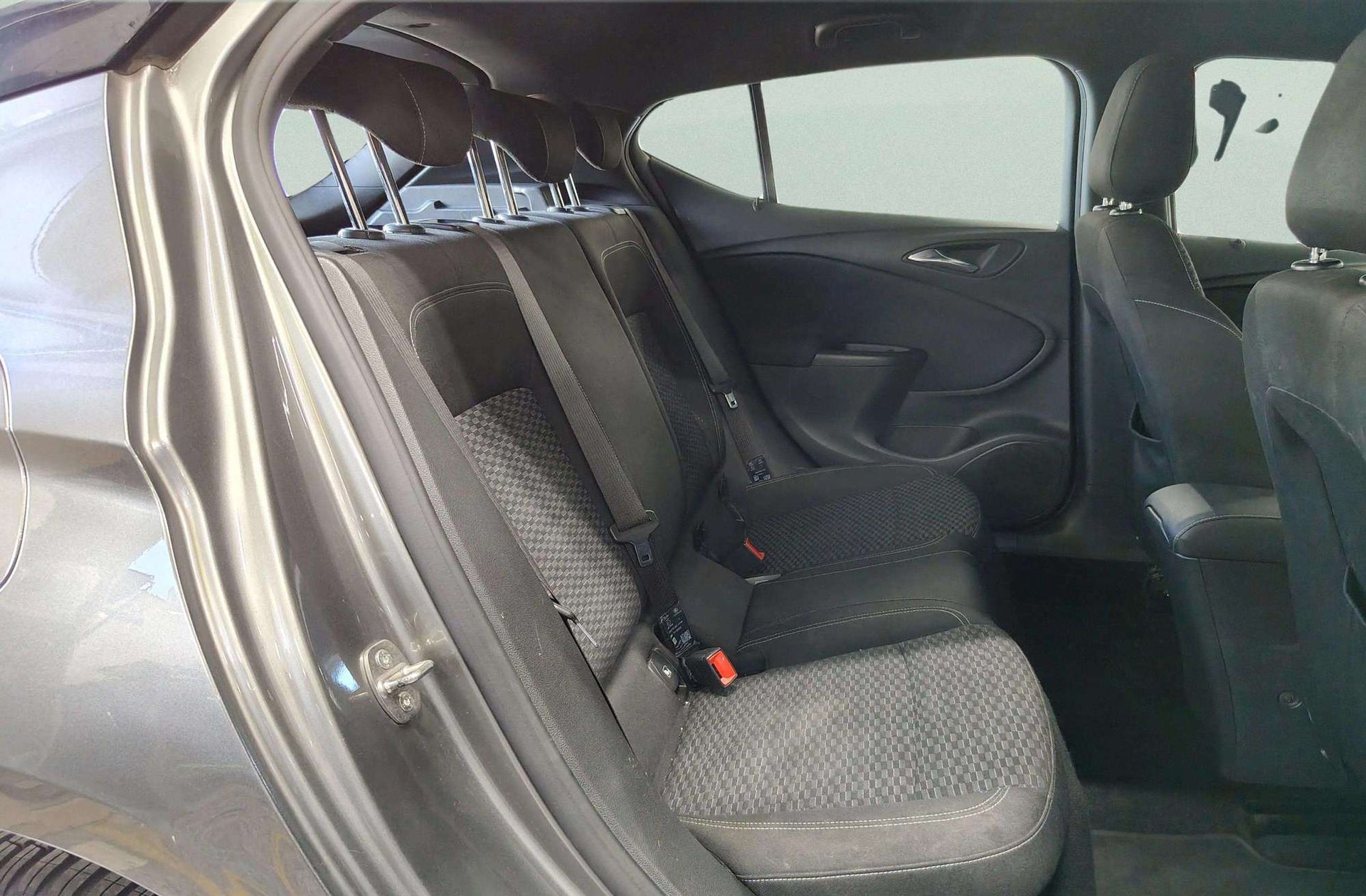 Opel Astra 1.4 Turbo Dynamic - foto 16